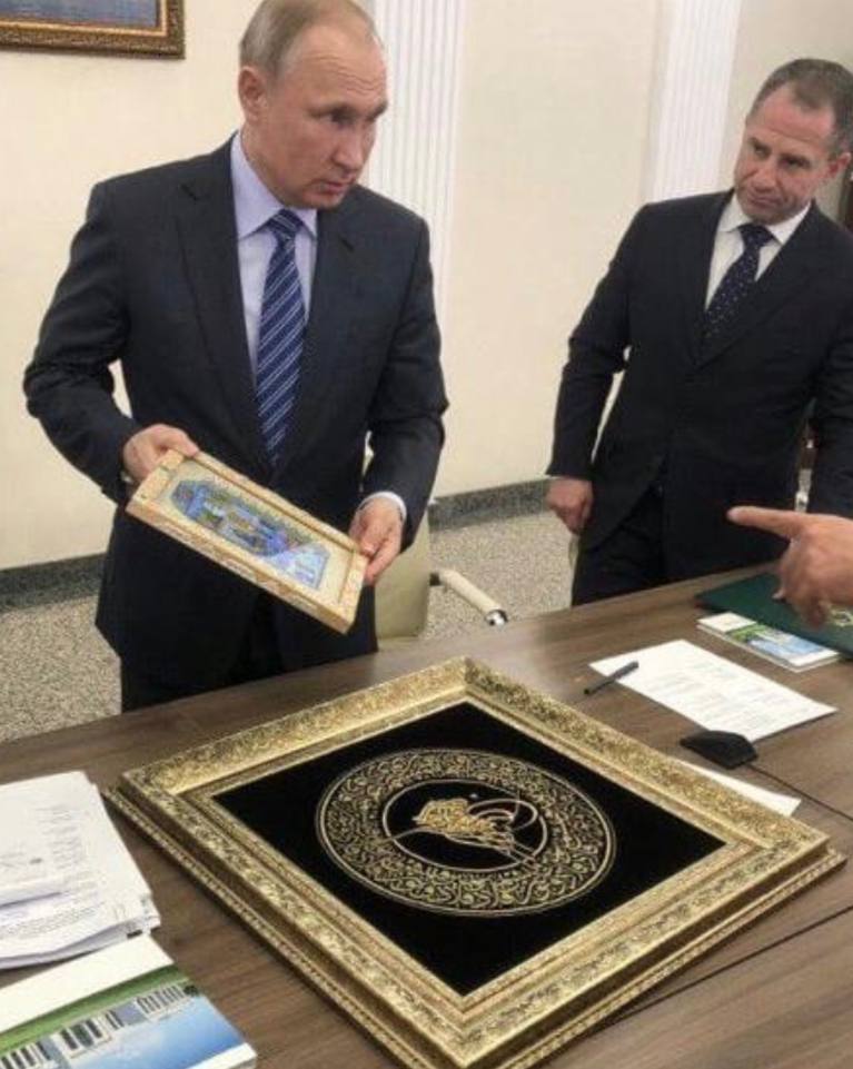 В ГПК состоялся уникальный мастер-класс по каллиграфии